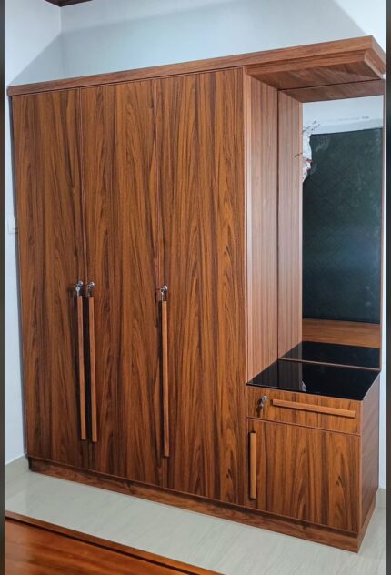 Aluminium Wardrobe